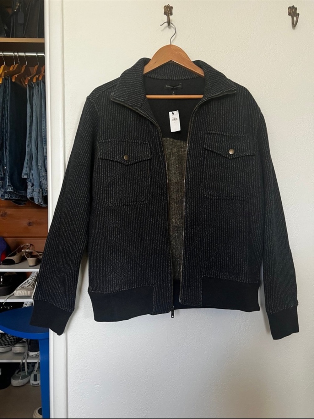 Banana Republic Men's Black Ribbed Zip Jacket